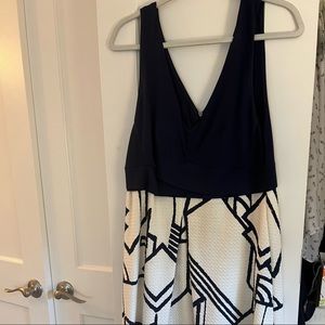 HD dress, navy and white, textured print